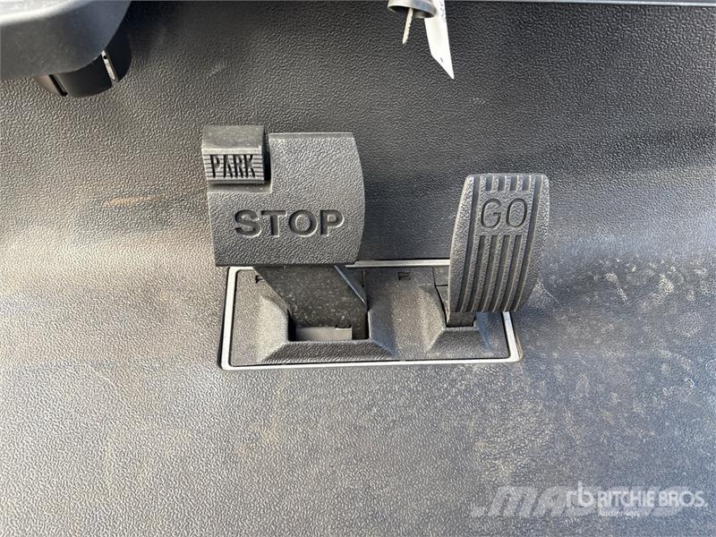 Axis EV Electric Golf Cart (Unused) 高尔夫球车