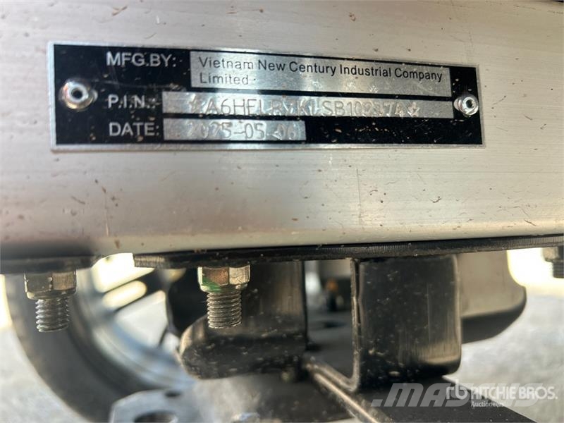 Axis EV Electric Golf Cart (Unused) Гольф-мобілі