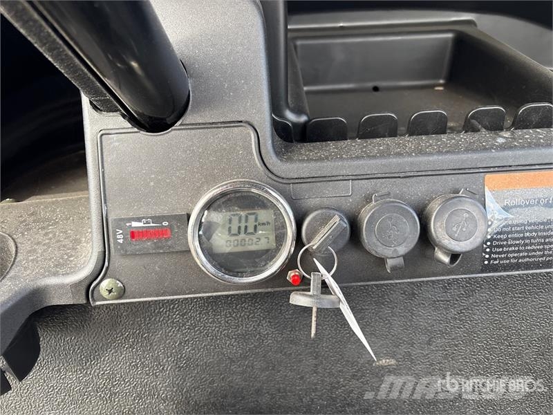 Axis EV Electric Golf Cart (Unused) Golf carts