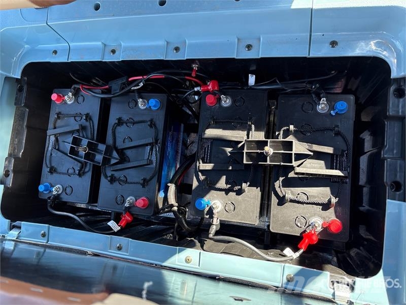 Axis EV Electric Golf Cart (Unused) 高尔夫球车