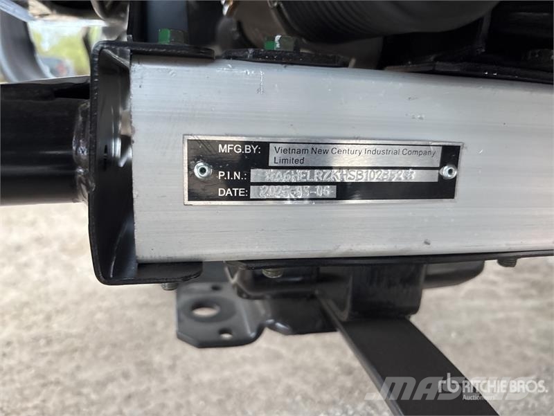 Axis EV Electric Golf Cart (Unused) 高尔夫球车