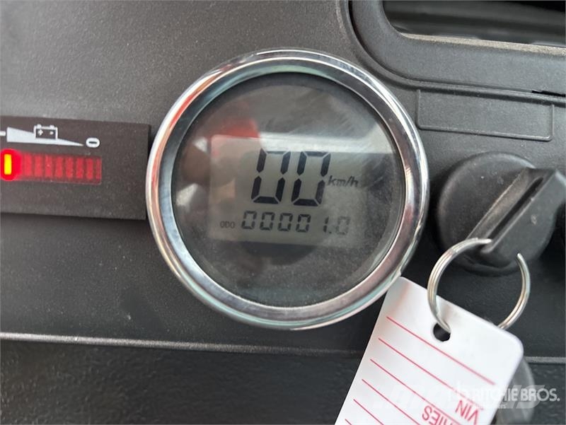 Axis EV Electric Golf Cart (Unused) 高尔夫球车