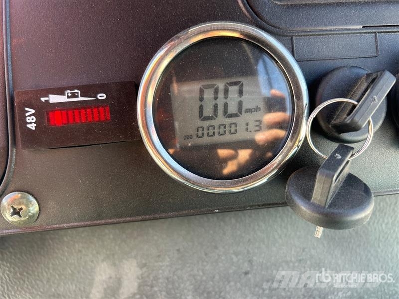 Axis EV Electric Golf Cart (Unused) Гольф-кары