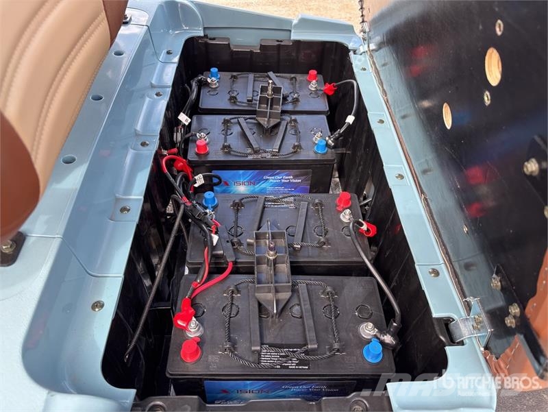 Axis EV Electric Golf Cart (Unused) Golfa karti