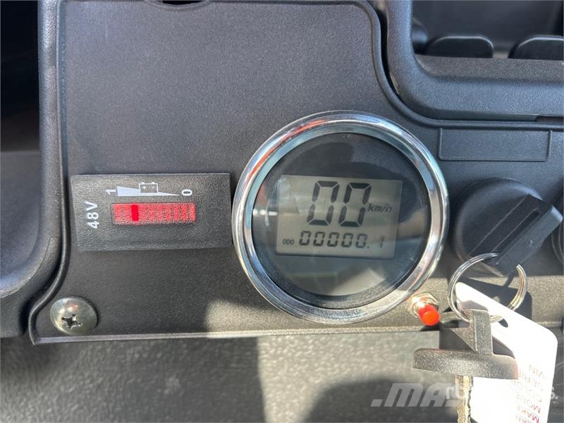 Axis EV Electric Golf Cart (Unused) Golf vogne