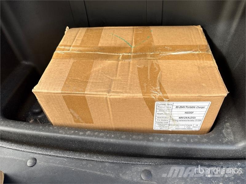 Axis EV Electric Golf Cart (Unused) 高尔夫球车