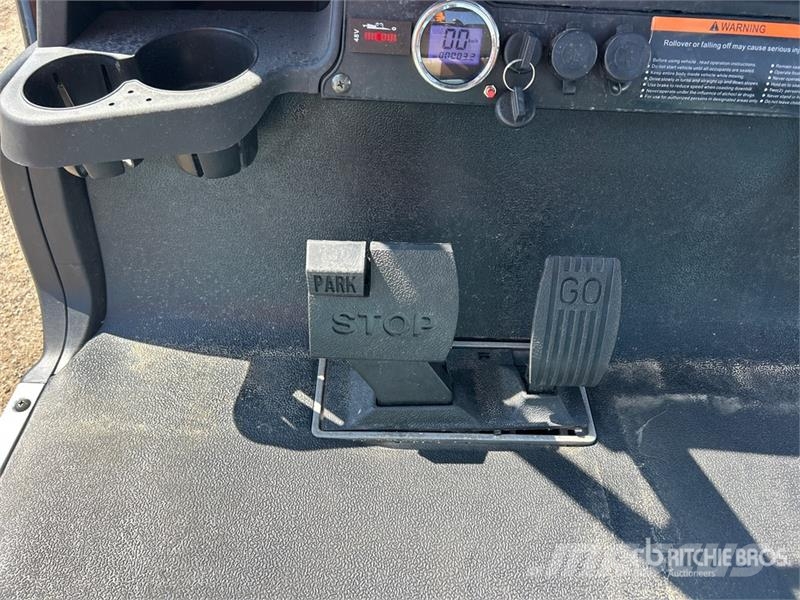 Axis EV Electric Golf Cart عربات الجولف