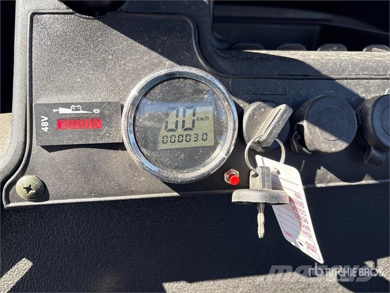 Axis EV Electric Golf Cart (Unused) 高尔夫球车
