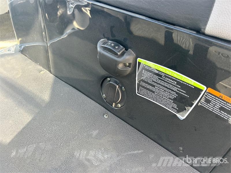 Axis EV Electric Golf Cart (Unused) Voiturette de golf