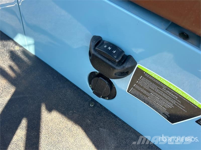 Axis EV Electric Golf Cart عربات الجولف
