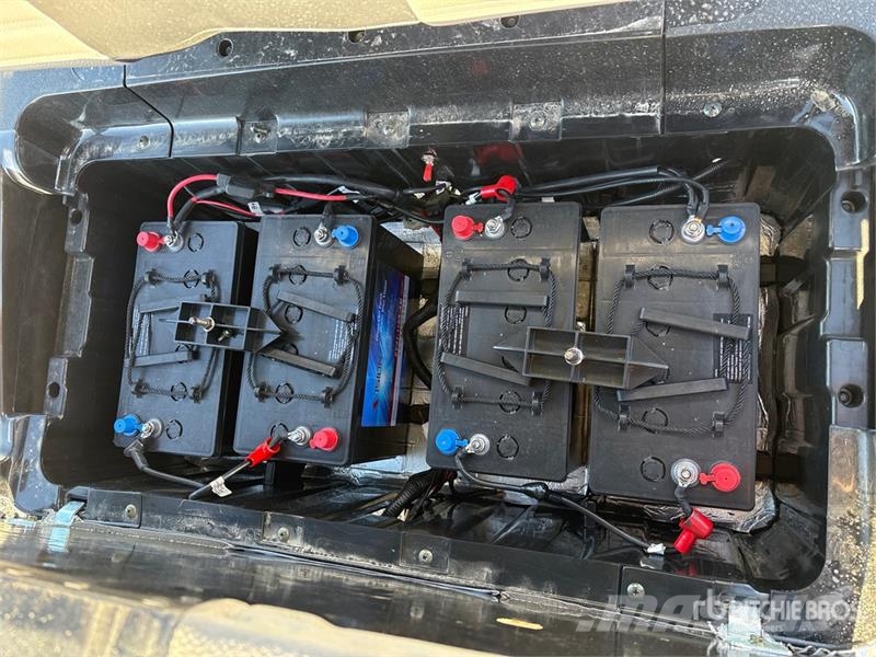 Axis EV Electric Golf Cart (Unused) 高尔夫球车