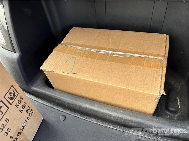 Axis EV Electric Golf Cart (Unused) 高尔夫球车