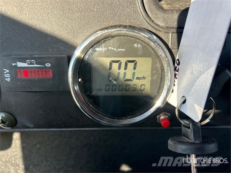 Axis EV Electric Golf Cart (Unused) Golf carts