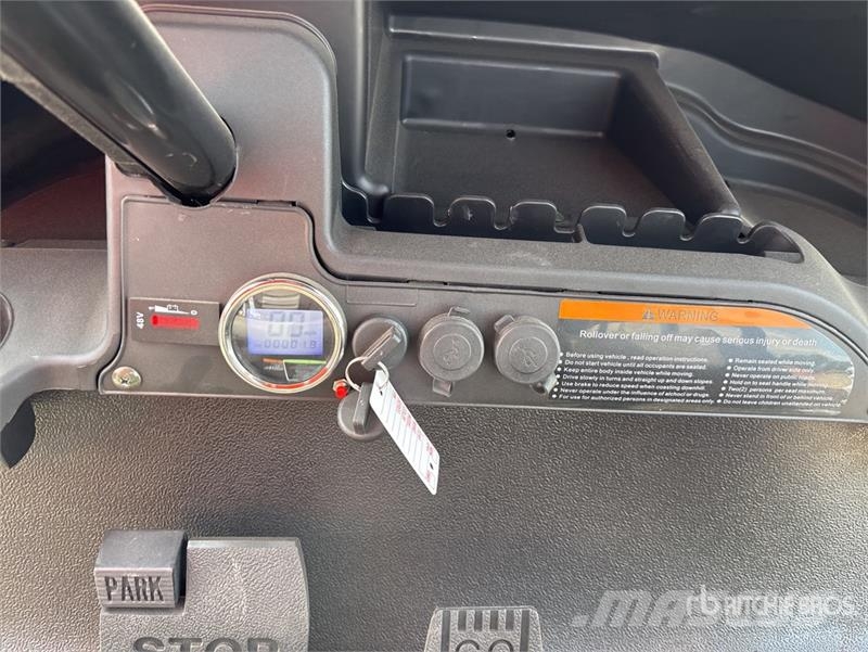 Axis EV Electric Golf Cart (Unused) Golfa karti