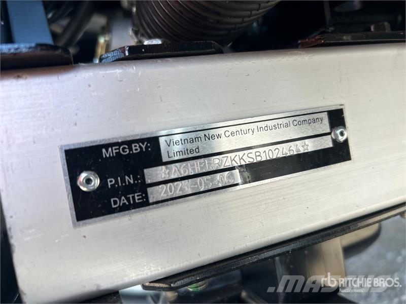 Axis EV Electric Golf Cart (Unused) Golf carts