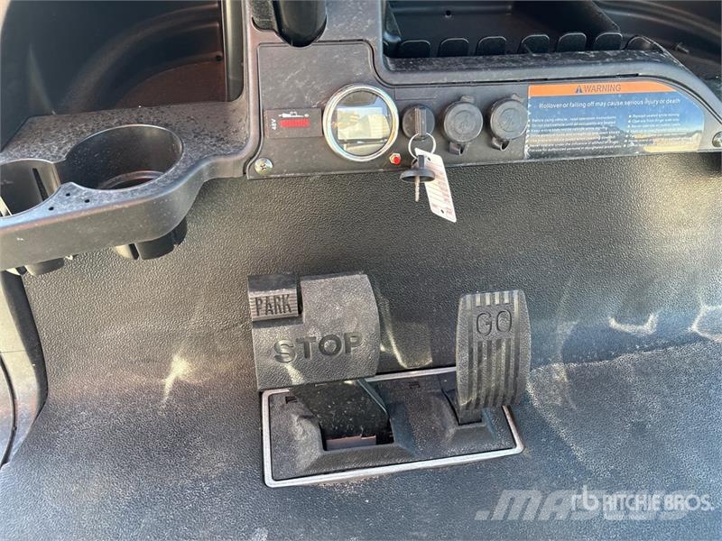 Axis EV Electric Golf Cart (Unused) 高尔夫球车
