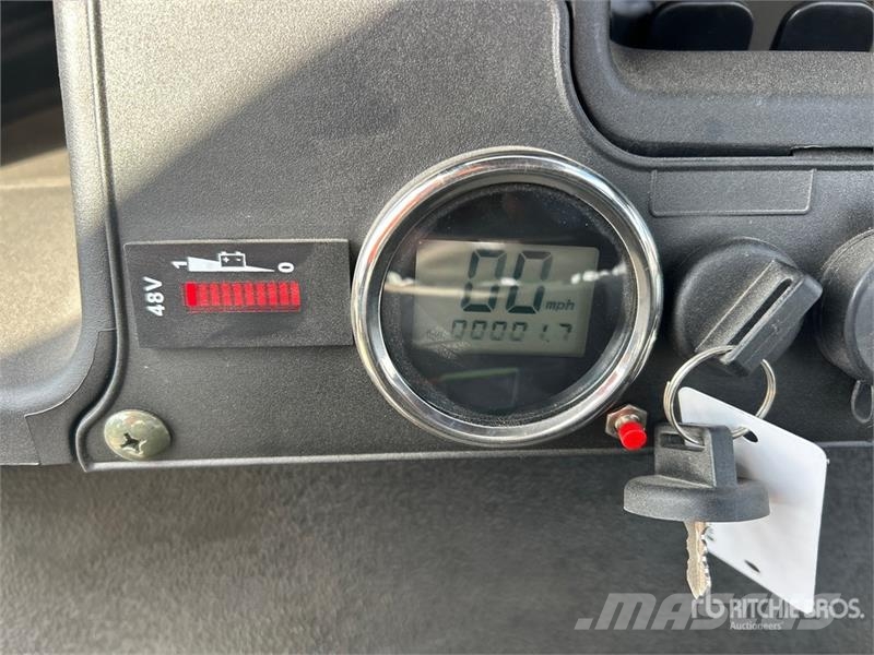 Axis EV Electric Golf Cart (Unused) Golfwagen/Golfcart