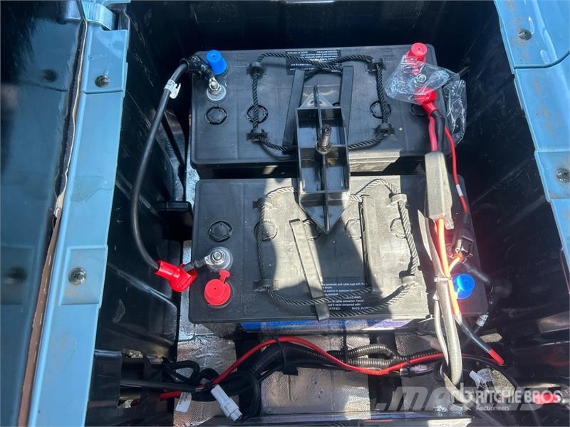 Axis EV Electric Golf Cart (Unused) Golfwagen/Golfcart
