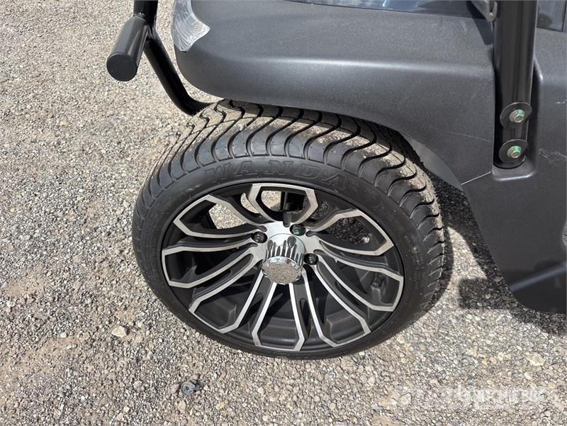 Axis EV Electric Golf Cart (Unused) Golfa karti