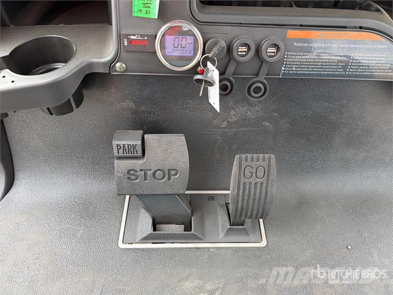 Axis EV Electric Golf Cart (Unused) Golfa karti