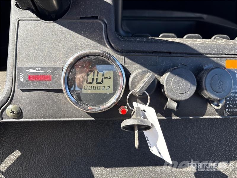 Axis EV Electric Golf Cart (Unused) 高尔夫球车