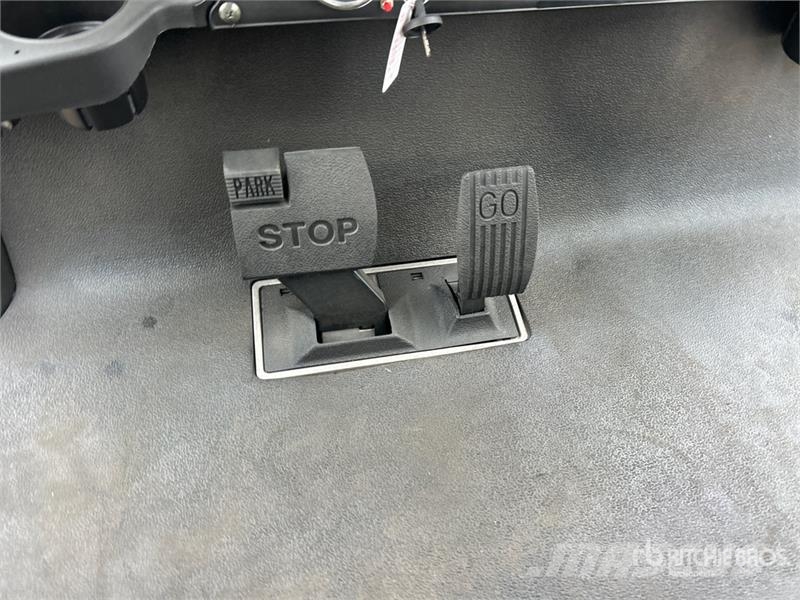 Axis EV Electric Golf Cart (Unused) 高尔夫球车