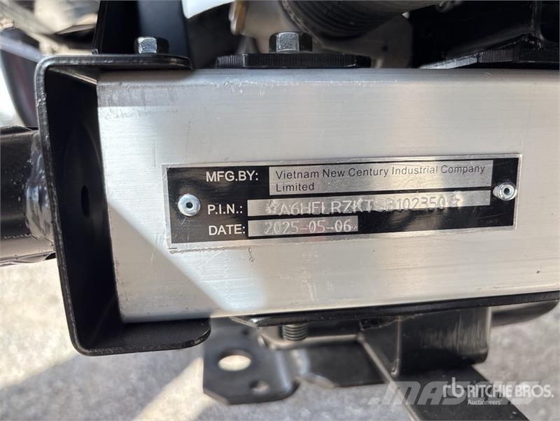 Axis EV Electric Golf Cart (Unused) Golfa karti