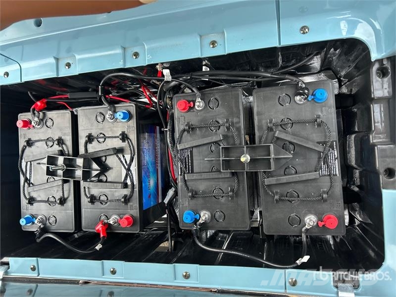 Axis EV Electric Golf Cart (Unused) 高尔夫球车
