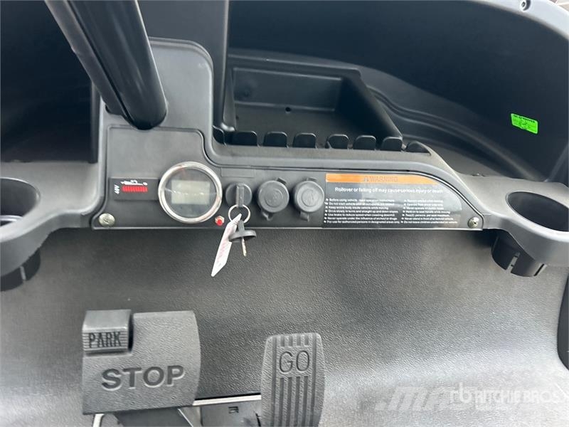 Axis EV Electric Golf Cart (Unused) 高尔夫球车