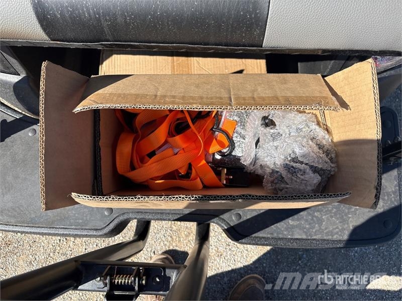 Axis EV Electric Golf Cart (Unused) 高尔夫球车