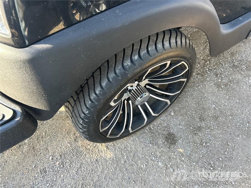 Axis EV Electric Golf Cart (Unused) Golf carts