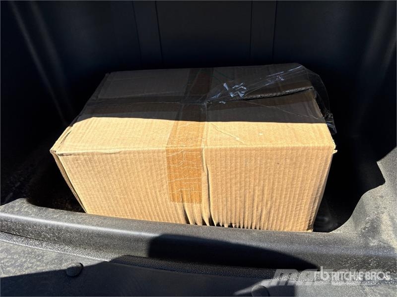 Axis EV Electric Golf Cart (Unused) 高尔夫球车