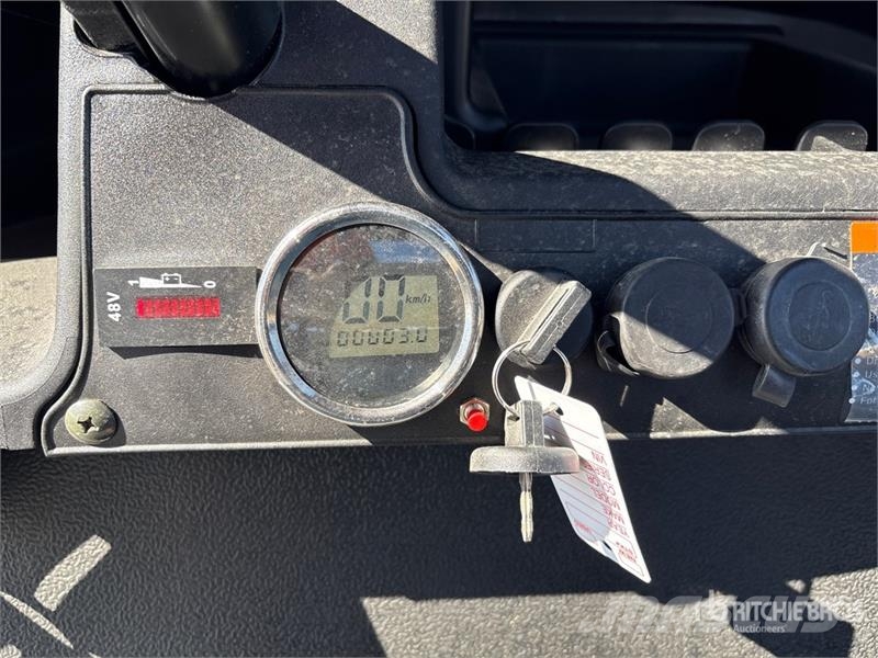 Axis EV Electric Golf Cart (Unused) 高尔夫球车