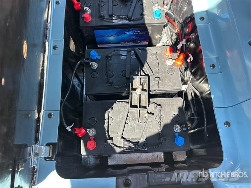 Axis EV Electric Golf Cart (Unused) Гольф-мобілі