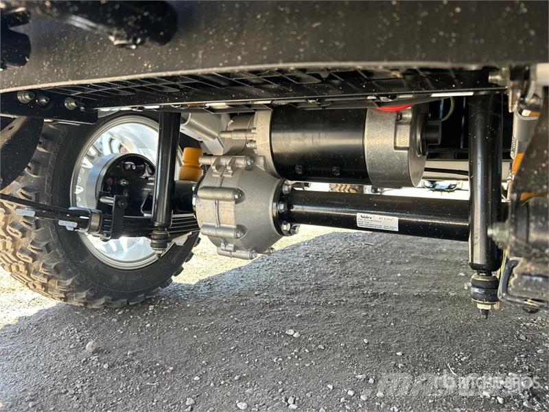 Axis EV Electric Golf Cart عربات الجولف