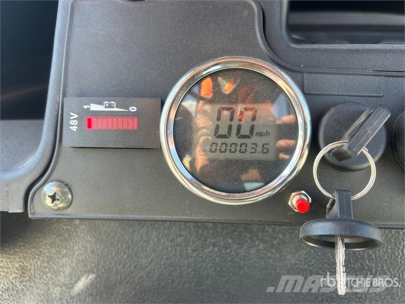 Axis EV Electric Golf Cart (Unused) Гольф-мобілі