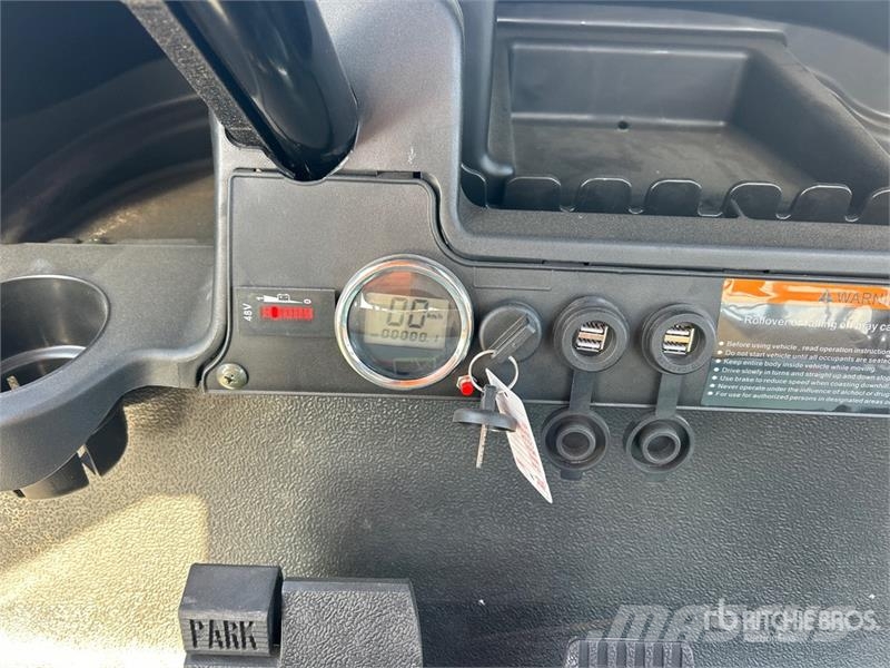 Axis EV Electric Golf Cart (Unused) Golf vogne
