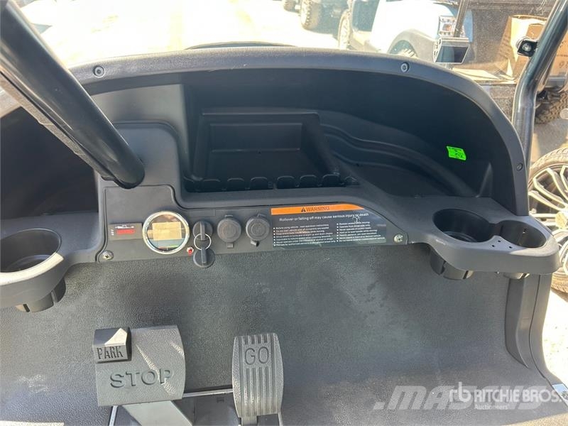 Axis EV Electric Golf Cart (Unused) Гольф-мобілі