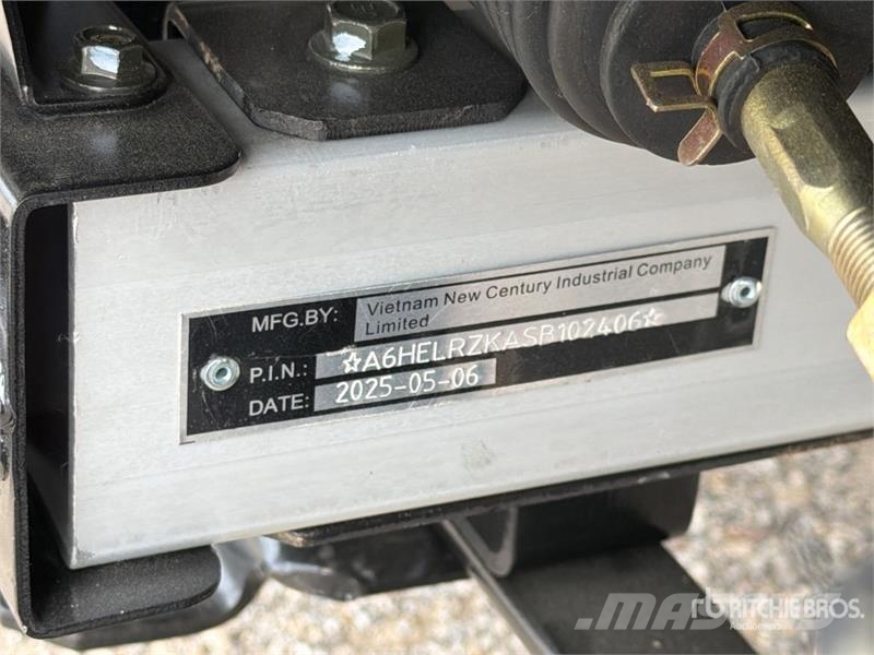 Axis EV Electric Golf Cart (Unused) Golfa karti