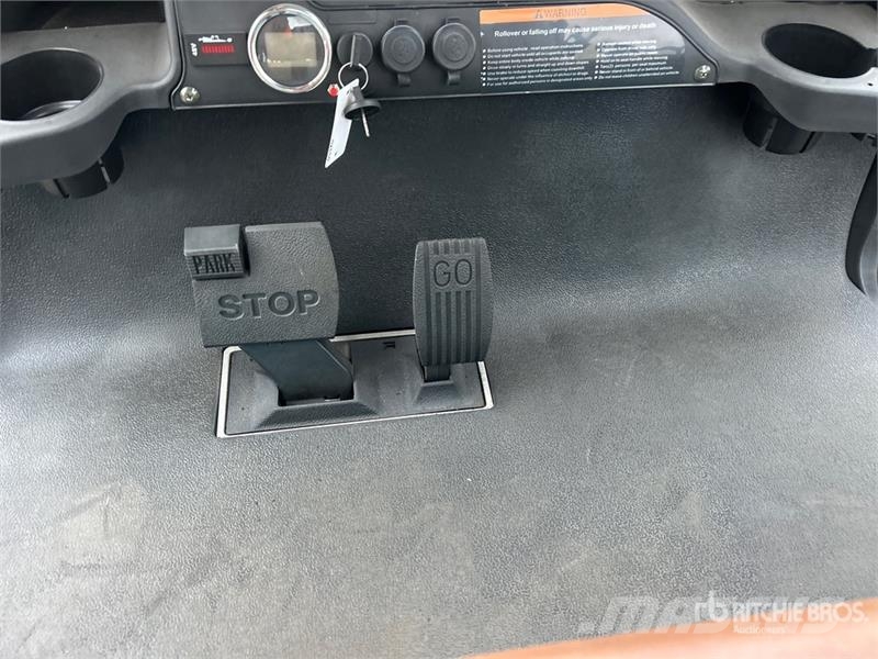  Axis EV Electric Golf Cart (Unused) Golf vozila