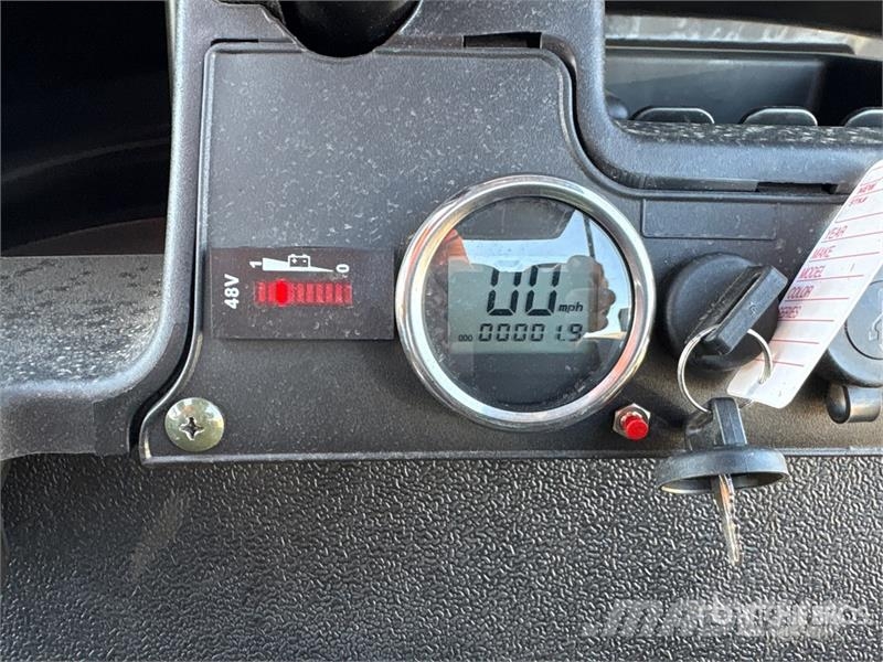 Axis EV Electric Golf Cart (Unused) 高尔夫球车