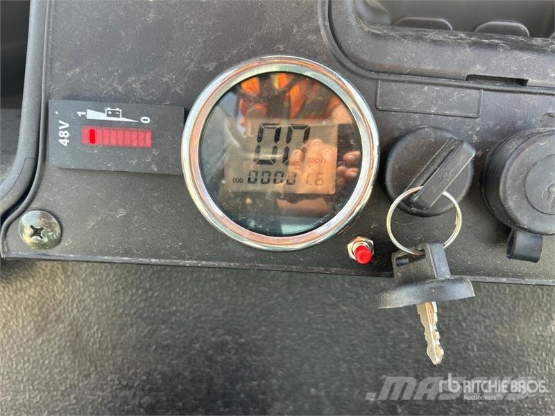 Axis EV Electric Golf Cart (Unused) Гольф-мобілі