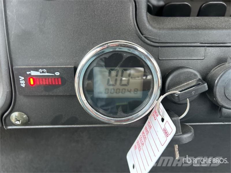  Axis EV Electric Golf Cart (Unused) Golf vozila