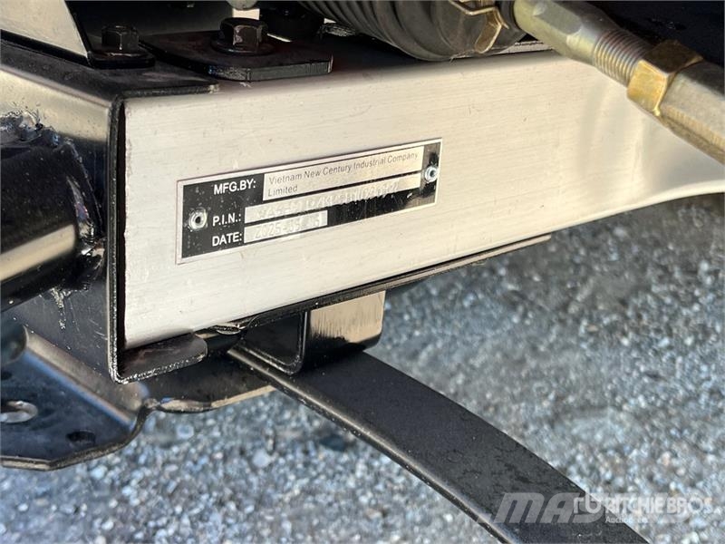 Axis EV Electric Golf Cart (Unused) 高尔夫球车