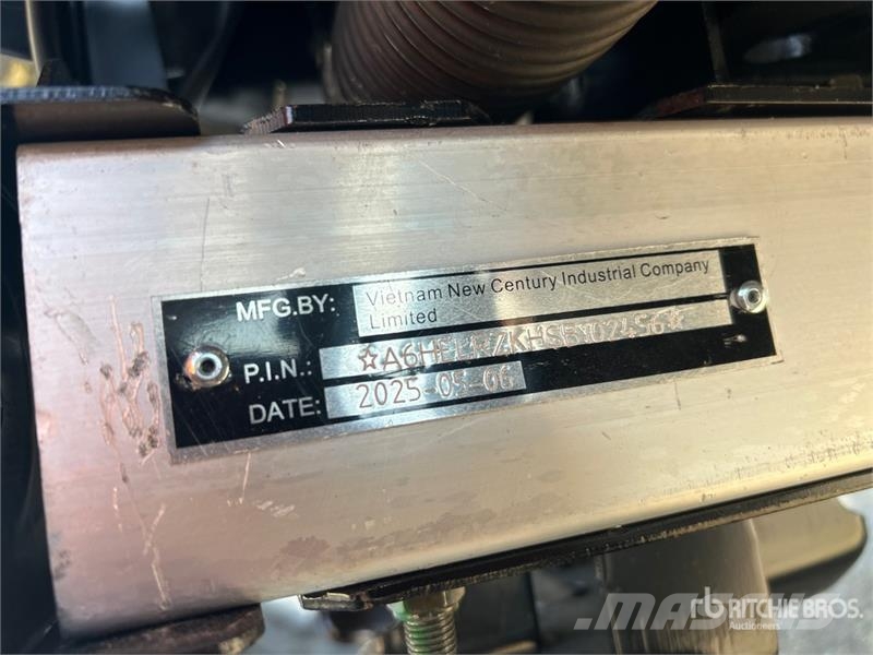 Axis EV Electric Golf Cart (Unused) 高尔夫球车
