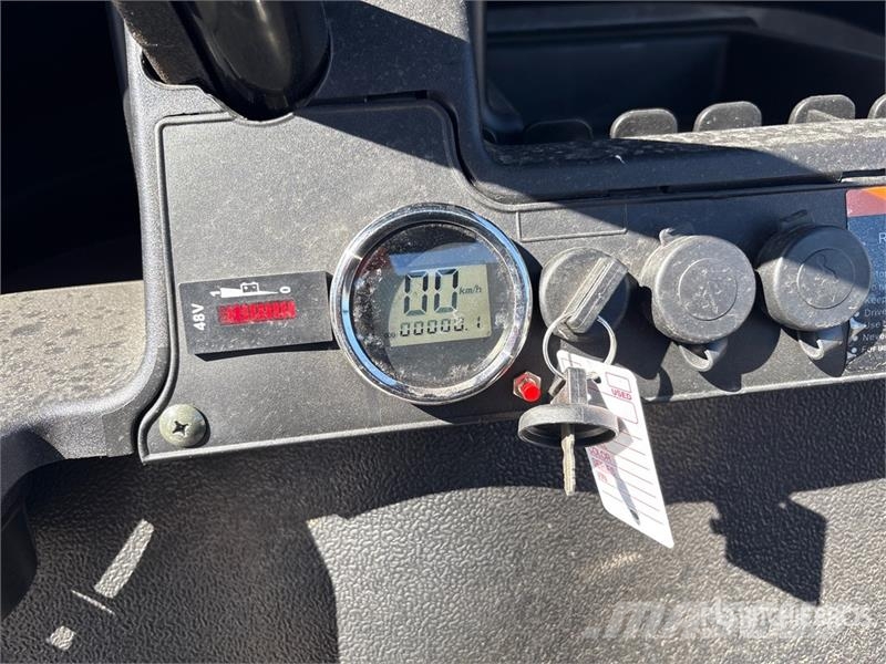 Axis EV Electric Golf Cart (Unused) 高尔夫球车