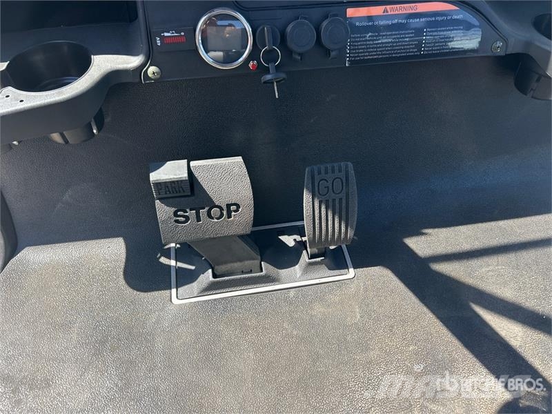 Axis EV Golf Cart (Unused) Гольф-кары