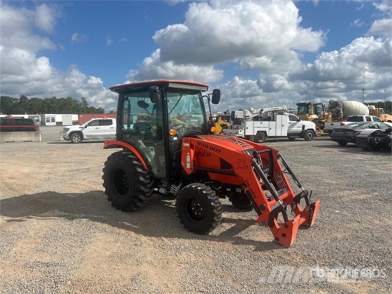 Bad Boy BB4035CHIL 4WD Utility Tractor Taajamatraktorit