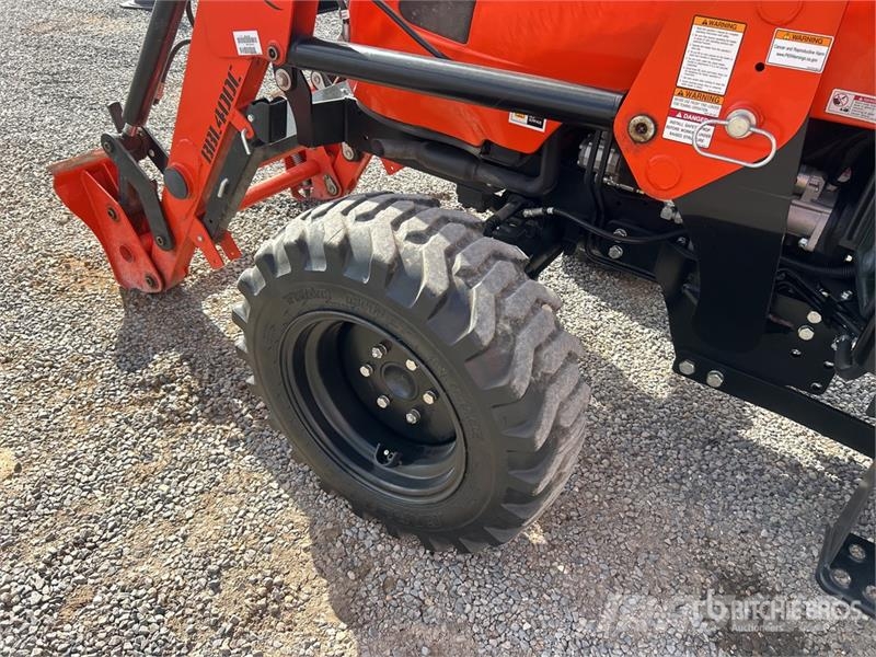 Bad Boy BB4035CHIL 4WD Utility Tractor Taajamatraktorit