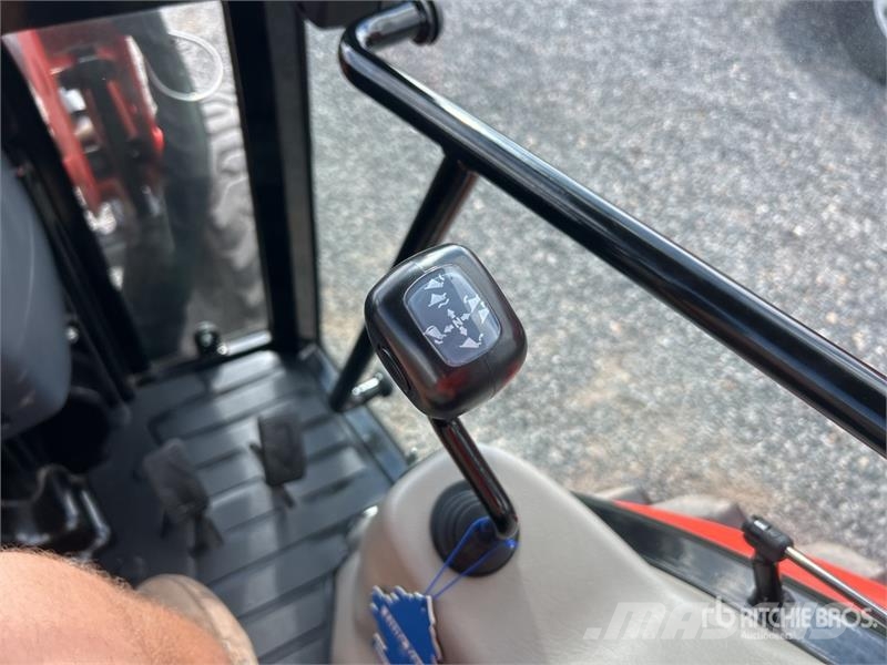 Bad Boy BB4035CHIL 4WD Utility Tractor Taajamatraktorit